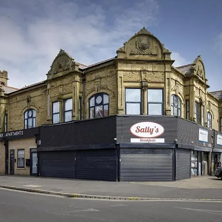 South Pier Apartments - Close To Pleasure Beach And Seafront Blackpool Exterior photo
