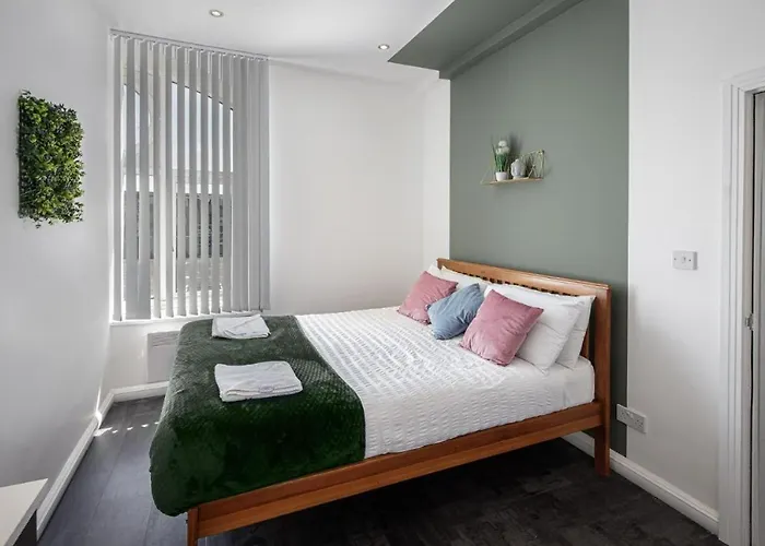 South Pier Apartments - Close To Pleasure Beach And Seafront